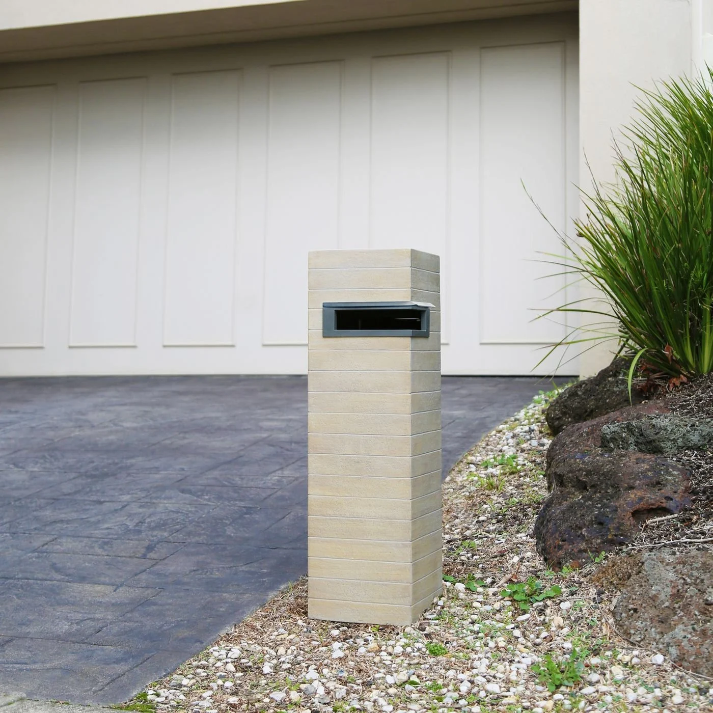 Pillar Letterbox